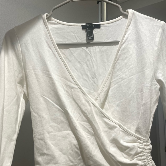 forever 21 white deep v top - Picture 2 of 4